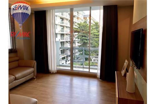 Phra Nakhon Second hand single house condo for sale rent